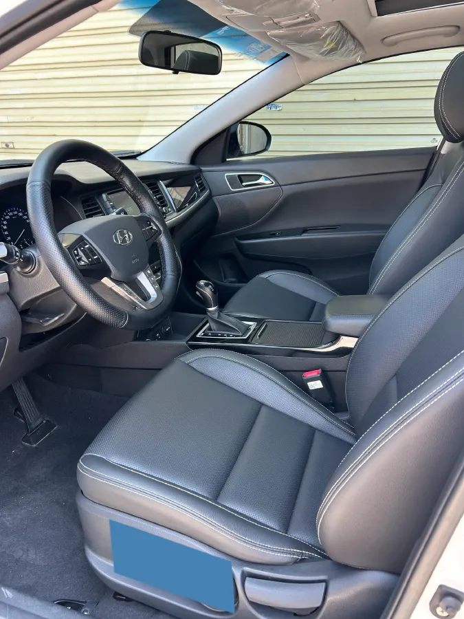 2017 Hyundai Mistra 1.6T 175HP L4 7DCT,autocango,china used car exporter,china ev exporter,chinese used car exporter,chinese used ev exporter