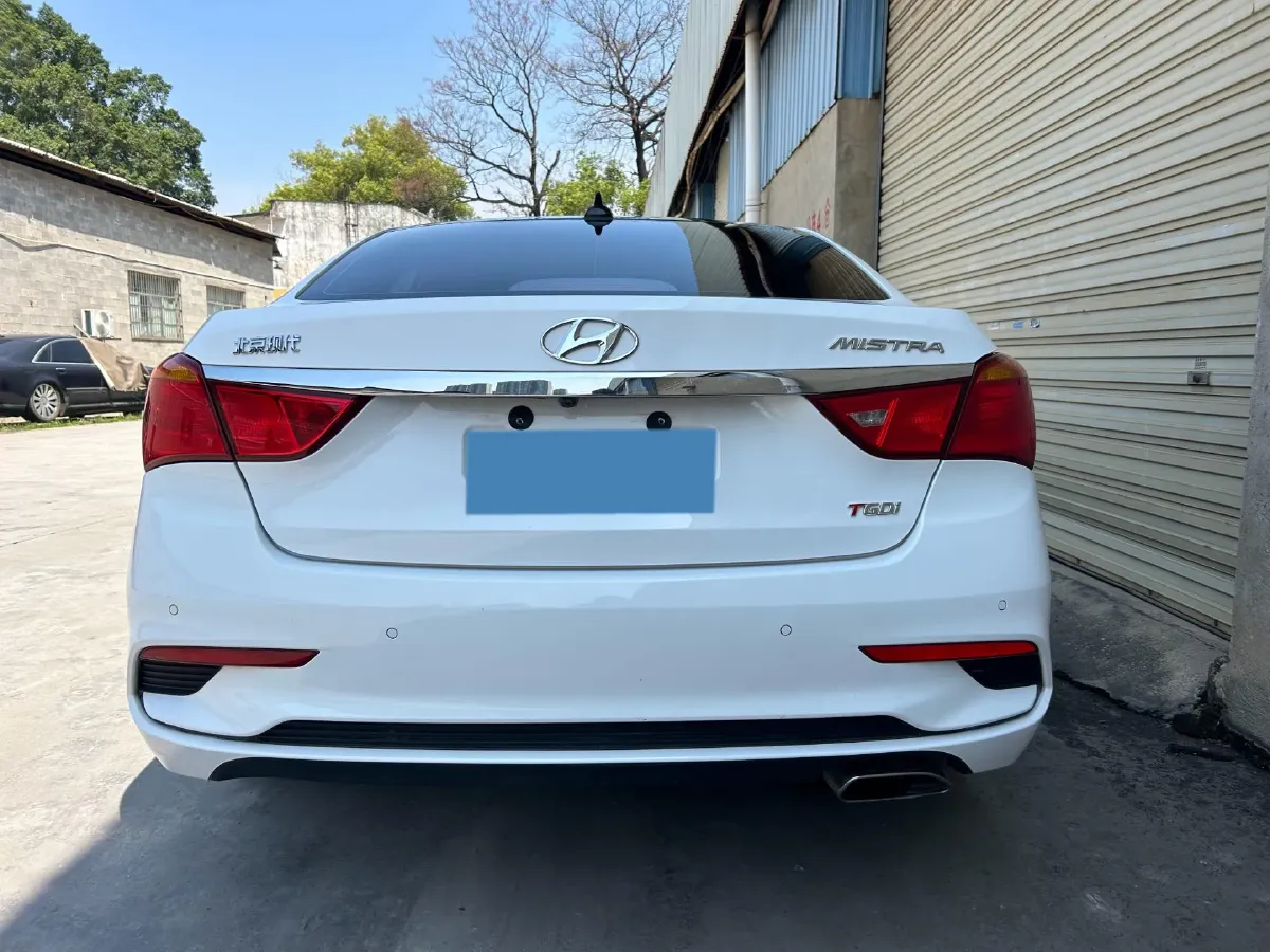 2017 Hyundai Mistra 1.6T 175HP L4 7DCT,autocango,china used car exporter,china ev exporter,chinese used car exporter,chinese used ev exporter
