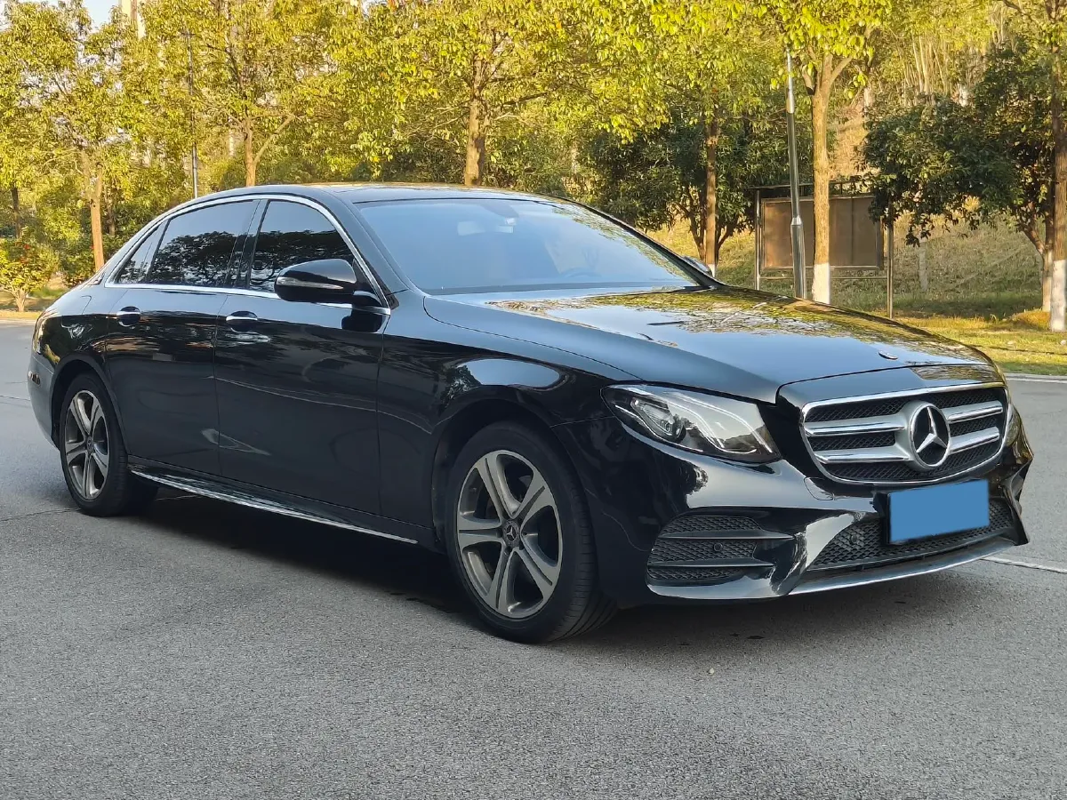 2020 Mercedes-Benz E Class 1.5T 184HP L4 9AT,autocango,china used car exporter,china ev exporter,chinese used car exporter,chinese used ev exporter