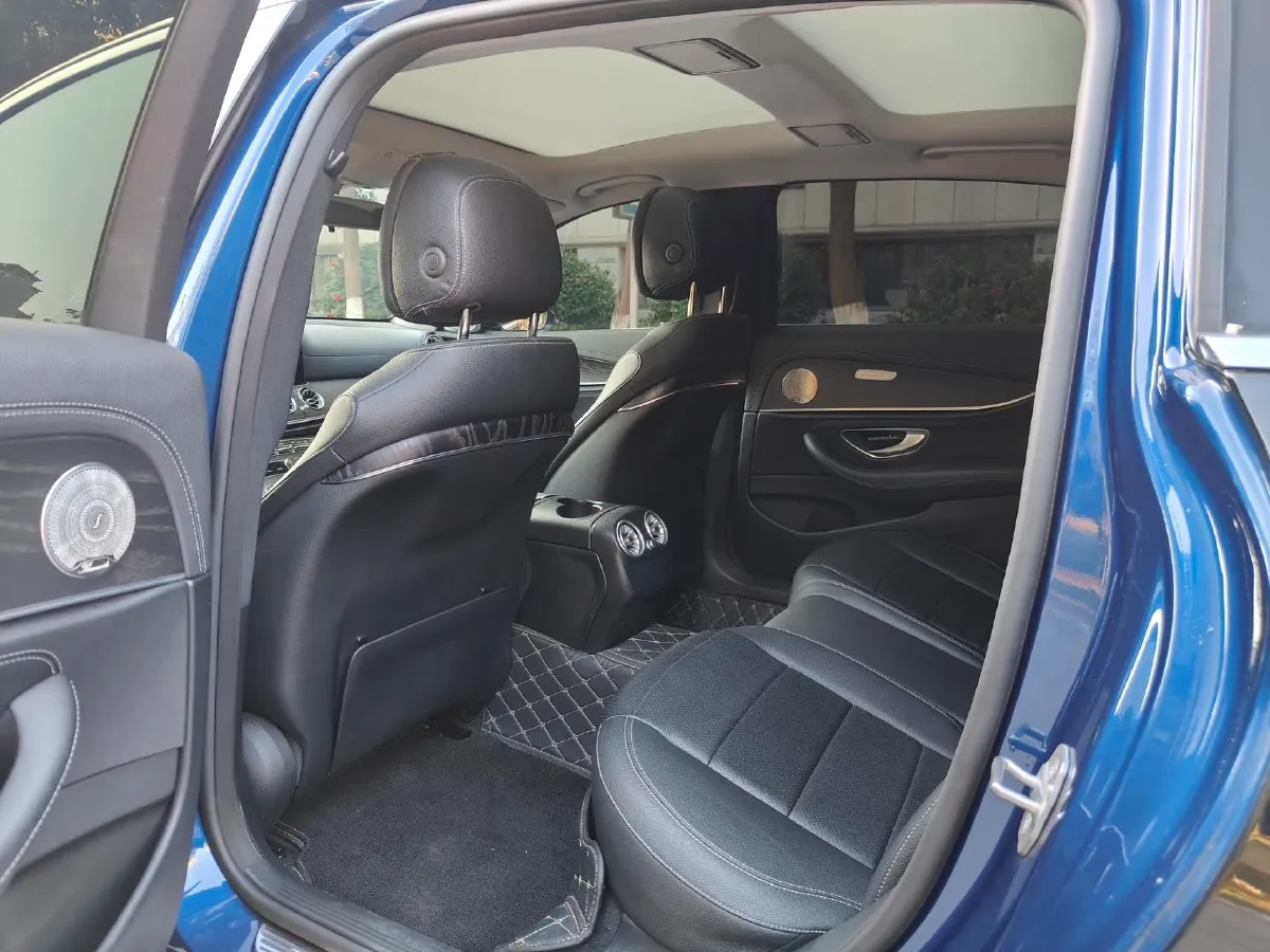 2020 Mercedes-Benz E Class 1.5T 184HP L4 9AT,autocango,china used car exporter,china ev exporter,chinese used car exporter,chinese used ev exporter
