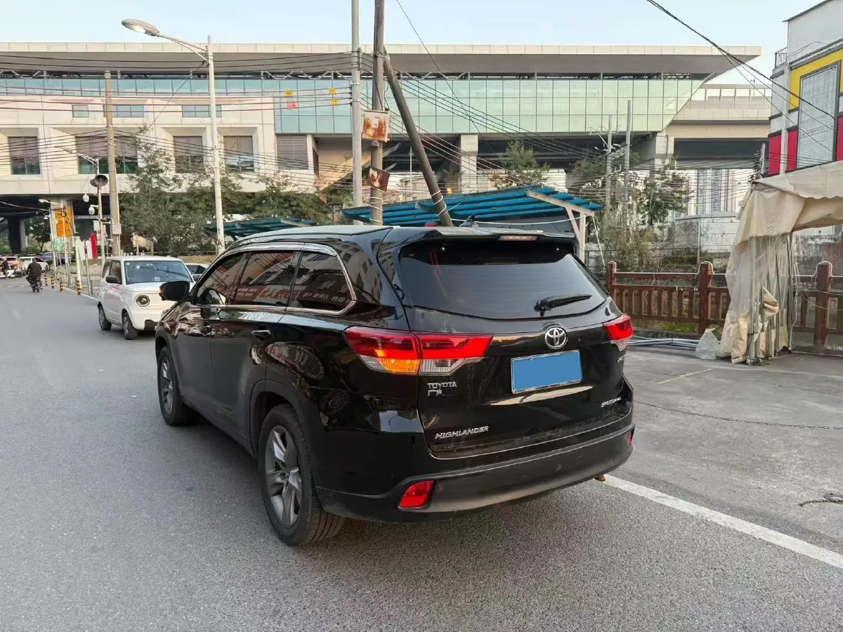 2019 Lincoln MKC 2.0T 203HP L4 6AT,autocango,china used car exporter,china ev exporter,chinese used car exporter,chinese used ev exporter