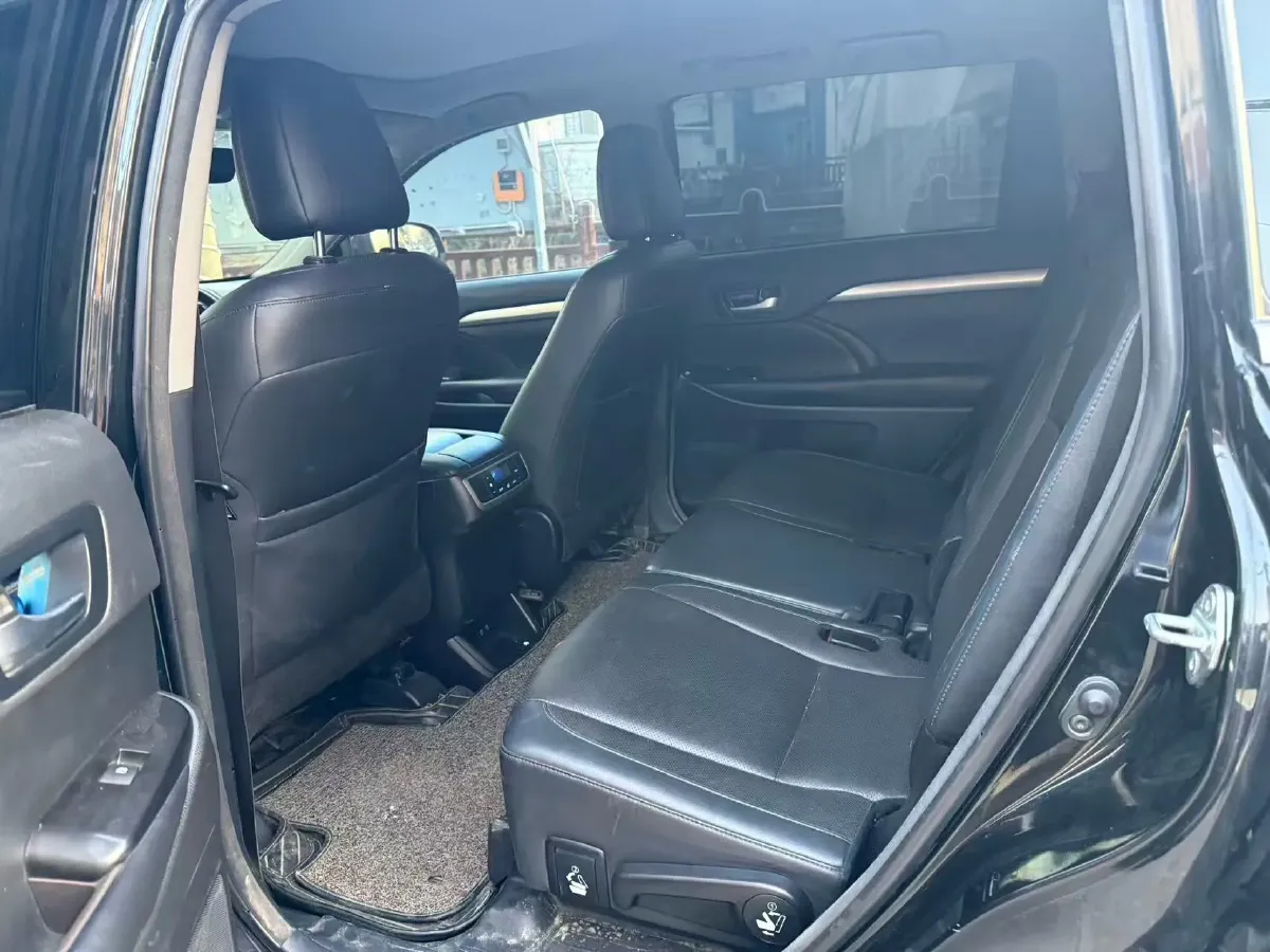 2019 Lincoln MKC 2.0T 203HP L4 6AT,autocango,china used car exporter,china ev exporter,chinese used car exporter,chinese used ev exporter