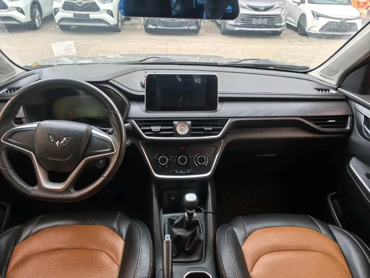 2018 WuLing HongGuang S3 1.5T 150HP L4 6MT,autocango,china used car exporter,china ev exporter,chinese used car exporter,chinese used ev exporter