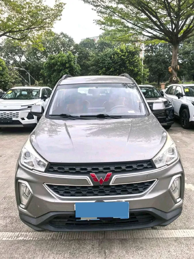 2018 WuLing HongGuang S3 1.5T 150HP L4 6MT,autocango,china used car exporter,china ev exporter,chinese used car exporter,chinese used ev exporter