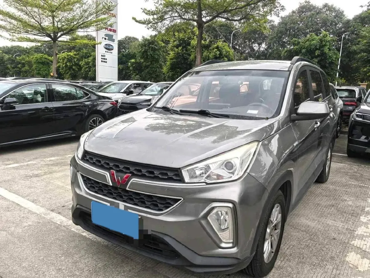 2018 WuLing HongGuang S3 1.5T 150HP L4 6MT,autocango,china used car exporter,china ev exporter,chinese used car exporter,chinese used ev exporter
