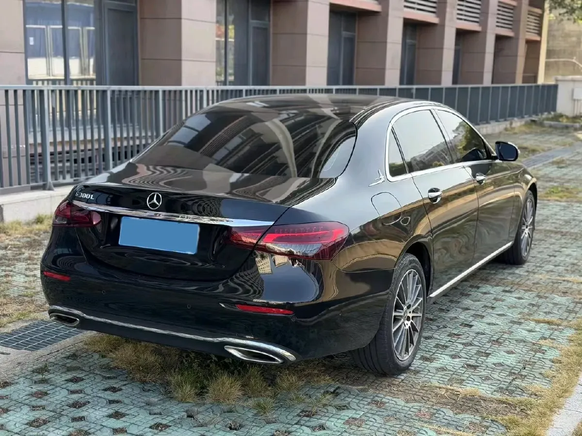 2023 Mercedes-Benz E Class 2.0T 197HP L4 9AT,autocango,china used car exporter,china ev exporter,chinese used car exporter,chinese used ev exporter