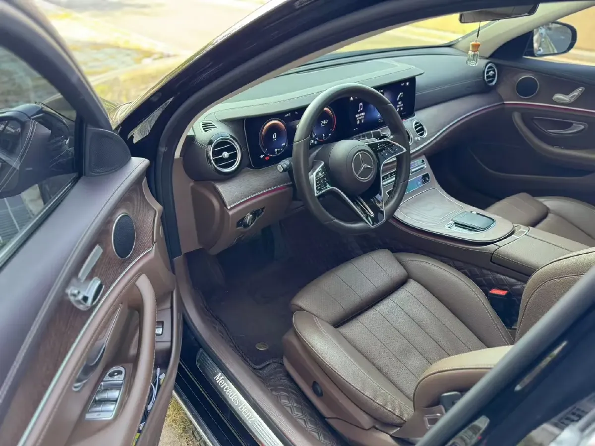 2023 Mercedes-Benz E Class 2.0T 197HP L4 9AT,autocango,china used car exporter,china ev exporter,chinese used car exporter,chinese used ev exporter
