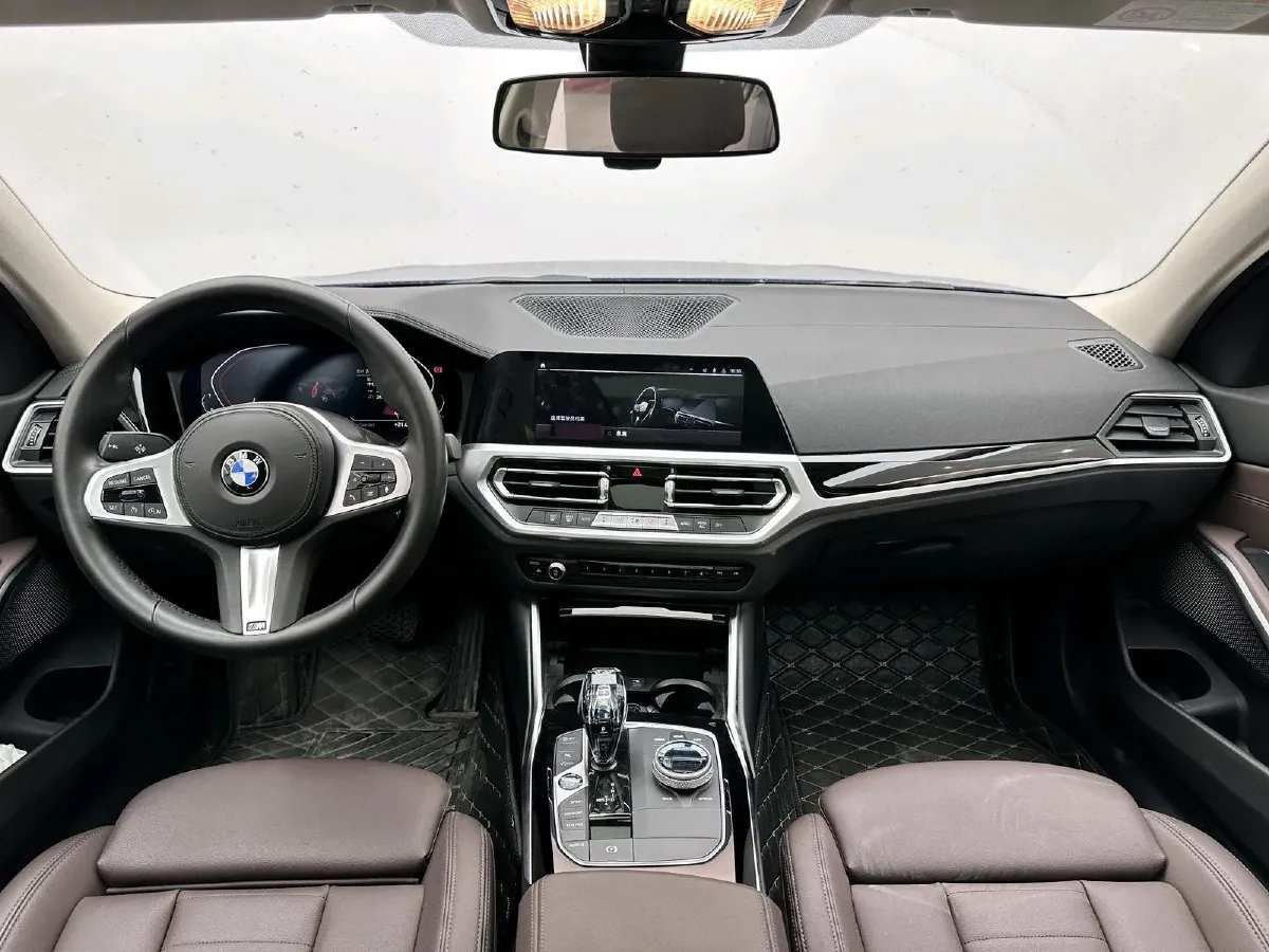 2021 BMW 3 Series 2.0T 156HP L4 8AT,autocango,china used car exporter,china ev exporter,chinese used car exporter,chinese used ev exporter