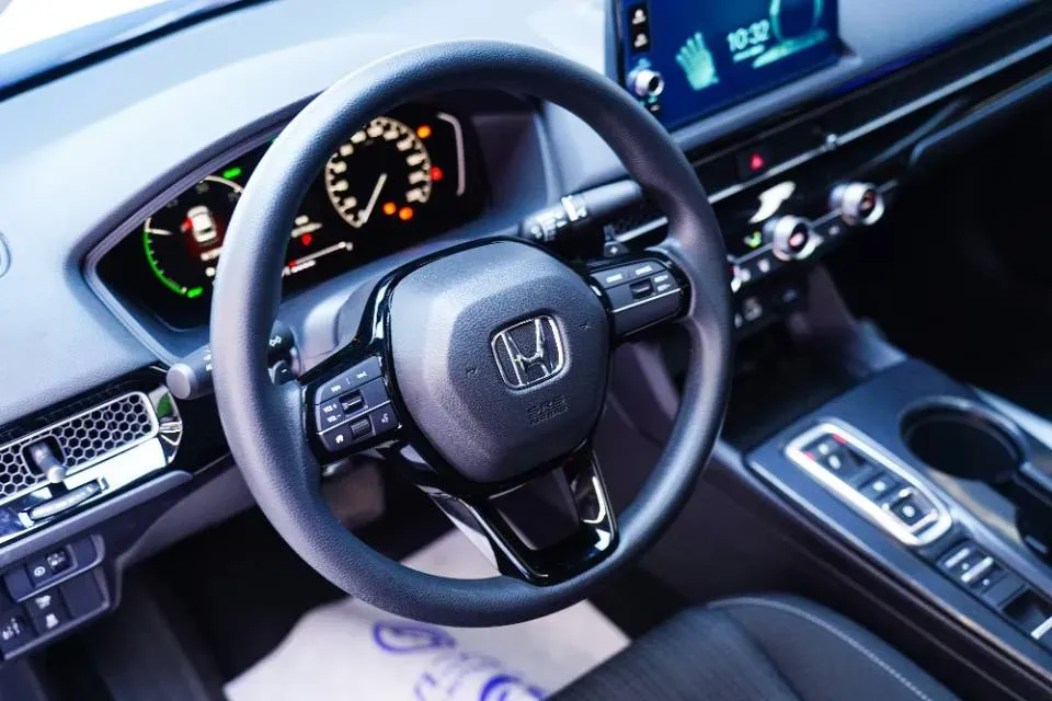 2023 Honda Civic 2.0L 143HP L4 E-CVT Hybrid,autocango,china used car exporter,china ev exporter,chinese used car exporter,chinese used ev exporter
