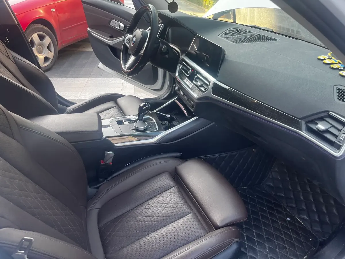 2022 BMW 3 Series 2.0T 184HP L4 8AT,autocango,china used car exporter,china ev exporter,chinese used car exporter,chinese used ev exporter