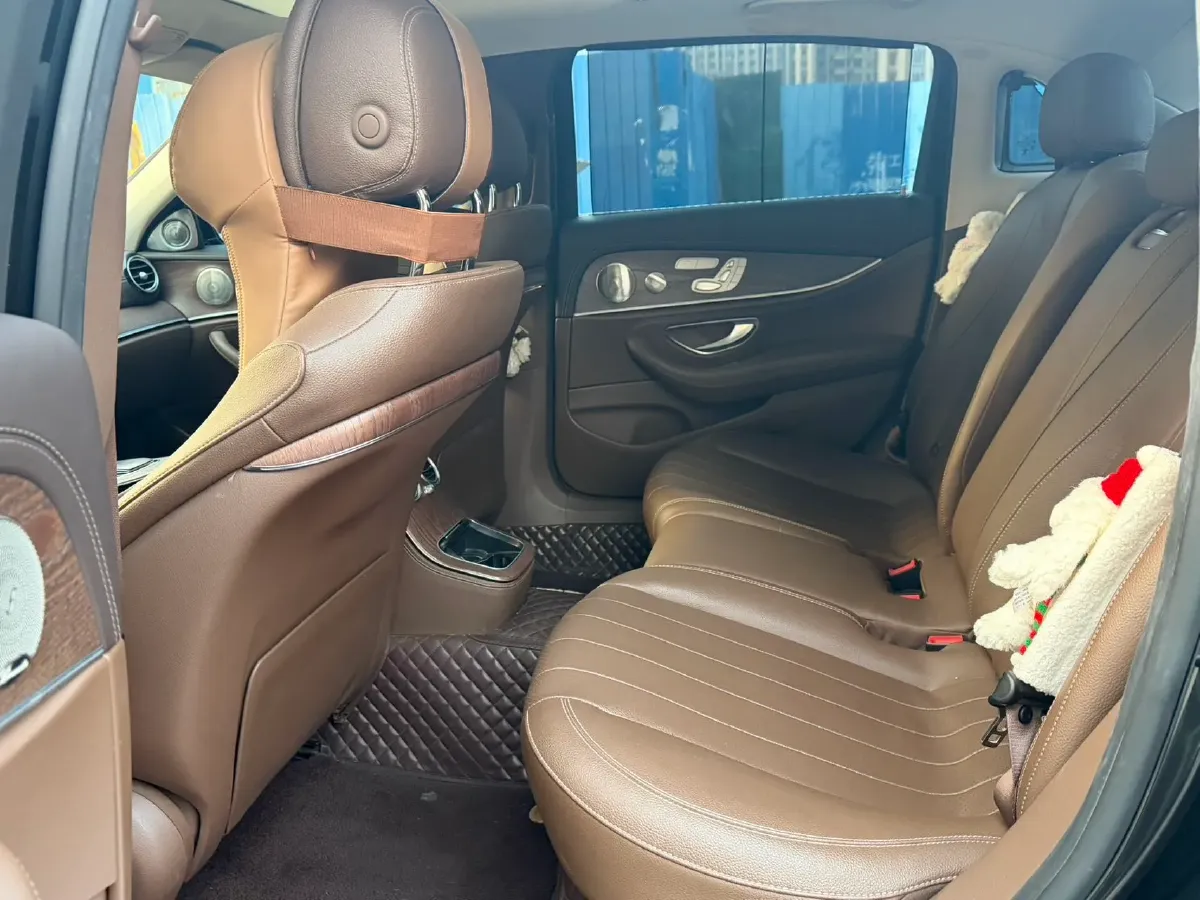 2022 Mercedes-Benz E Class 2.0T 258HP L4 9AT,autocango,china used car exporter,china ev exporter,chinese used car exporter,chinese used ev exporter
