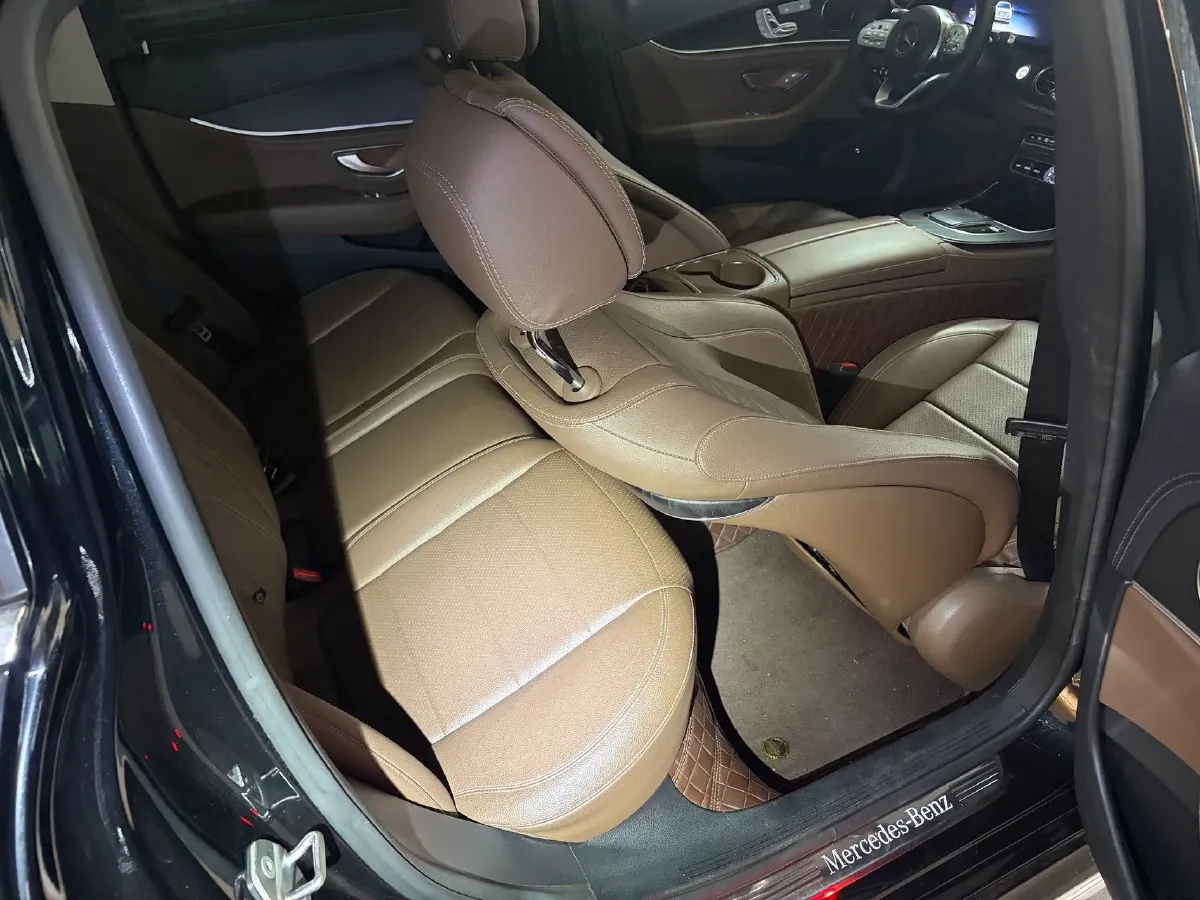 2020 Mercedes-Benz E Class 2.0T 258HP L4 9AT,autocango,china used car exporter,china ev exporter,chinese used car exporter,chinese used ev exporter