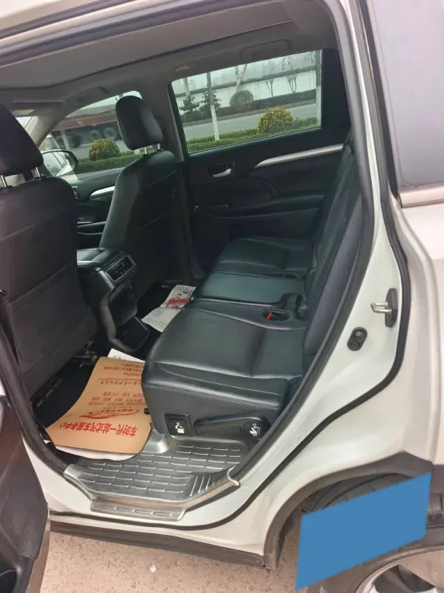 2018 Jeep Grand Commander 2.0T 265HP L4 9AT,autocango,china used car exporter,china ev exporter,chinese used car exporter,chinese used ev exporter