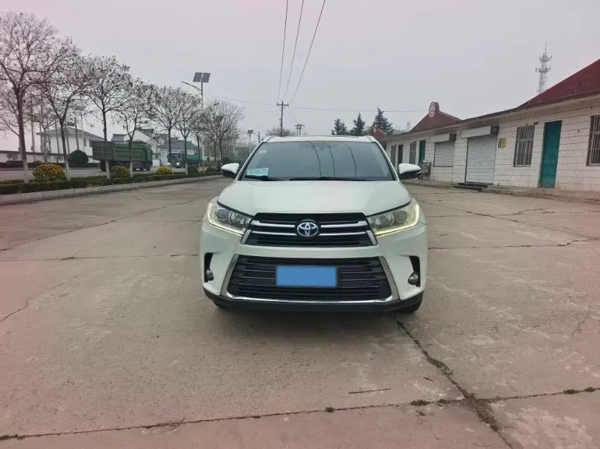 2018 Jeep Grand Commander 2.0T 265HP L4 9AT,autocango,china used car exporter,china ev exporter,chinese used car exporter,chinese used ev exporter