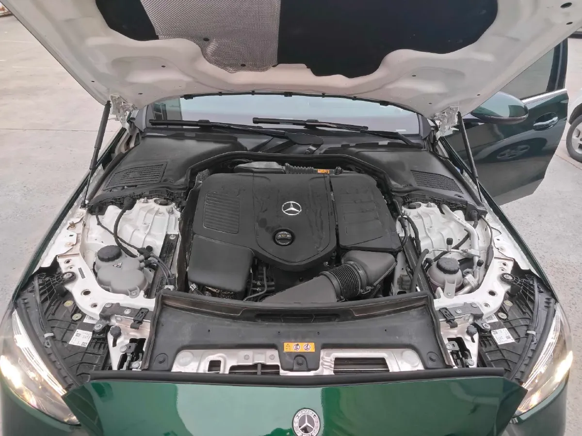 2024 Mercedes-Benz C Class 1.5T 204HP L4 9AT,autocango,china used car exporter,china ev exporter,chinese used car exporter,chinese used ev exporter