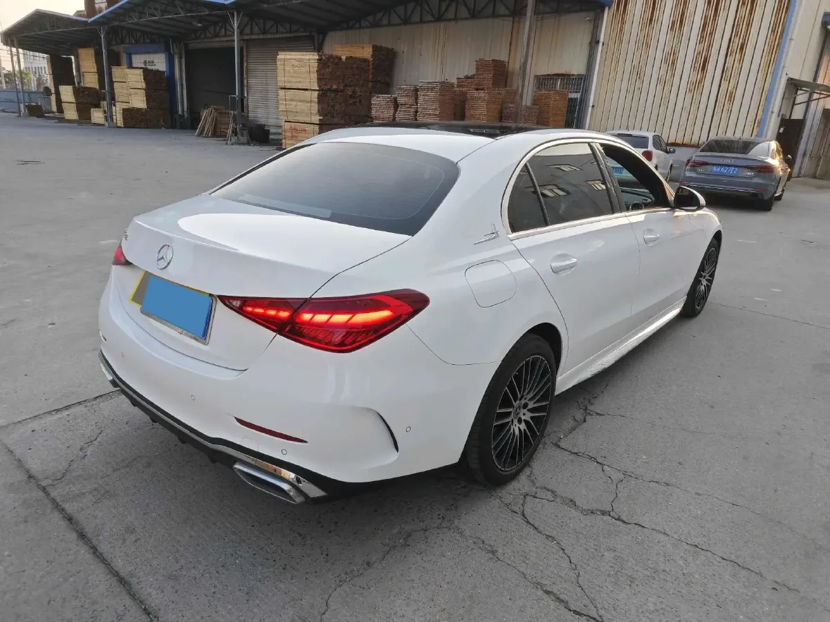 2024 Mercedes-Benz C Class 1.5T 204HP L4 9AT,autocango,china used car exporter,china ev exporter,chinese used car exporter,chinese used ev exporter