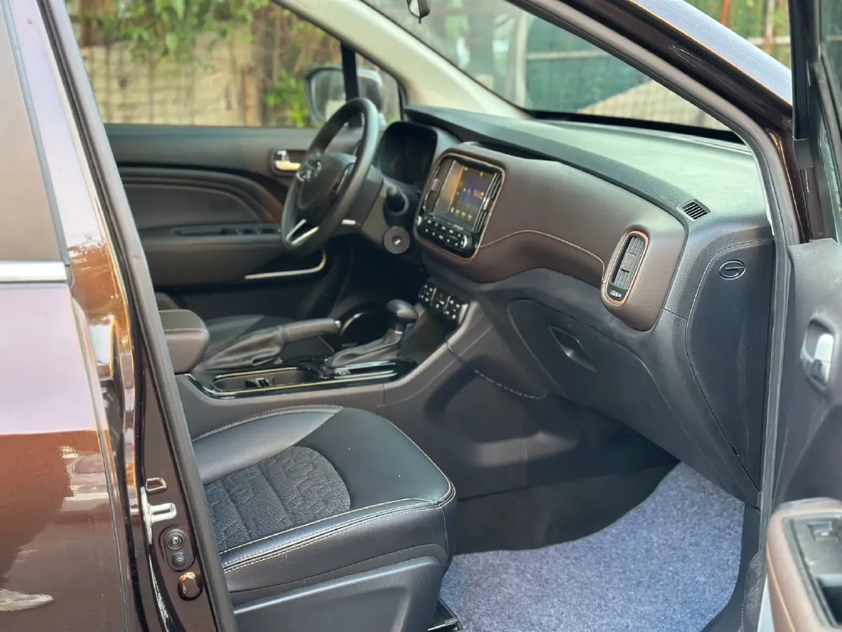 2017 GAC Trumpchi GS3 1.5L 114HP L4 5MT,autocango,china used car exporter,china ev exporter,chinese used car exporter,chinese used ev exporter