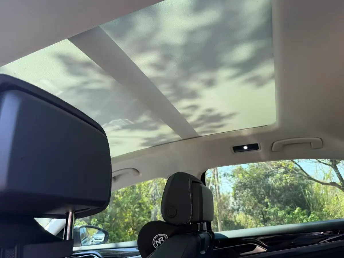 2024 Volkswagen Passat 2.0T 220HP L4 7DCT,autocango,china used car exporter,china ev exporter,chinese used car exporter,chinese used ev exporter