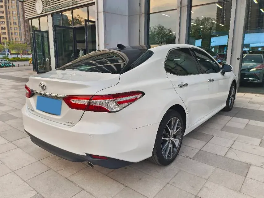 2021 Toyota Camry 2.5L 209HP L4 8AT,autocango,china used car exporter,china ev exporter,chinese used car exporter,chinese used ev exporter