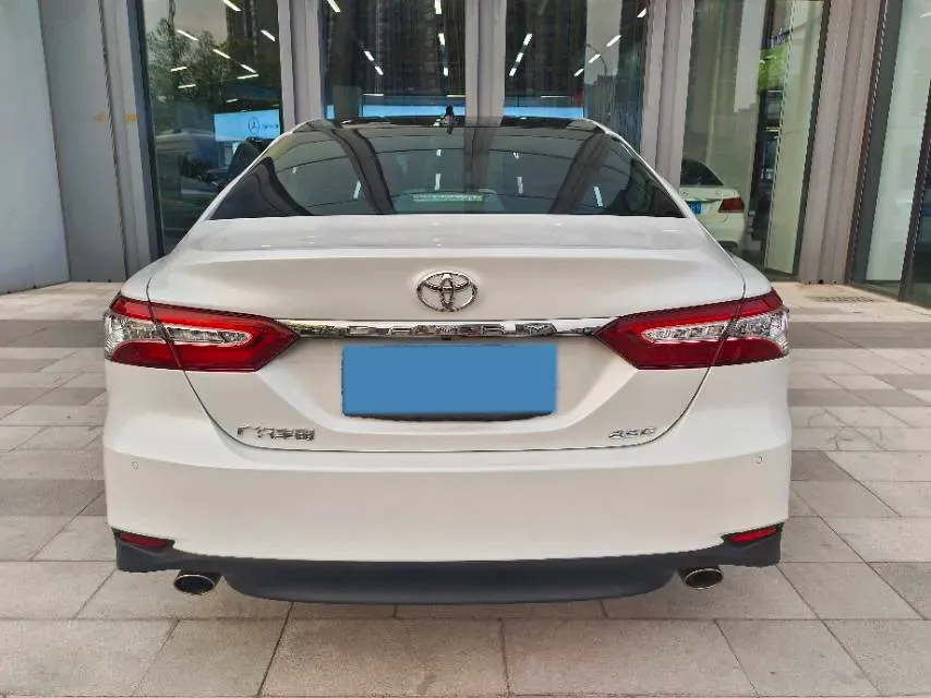 2021 Toyota Camry 2.5L 209HP L4 8AT,autocango,china used car exporter,china ev exporter,chinese used car exporter,chinese used ev exporter