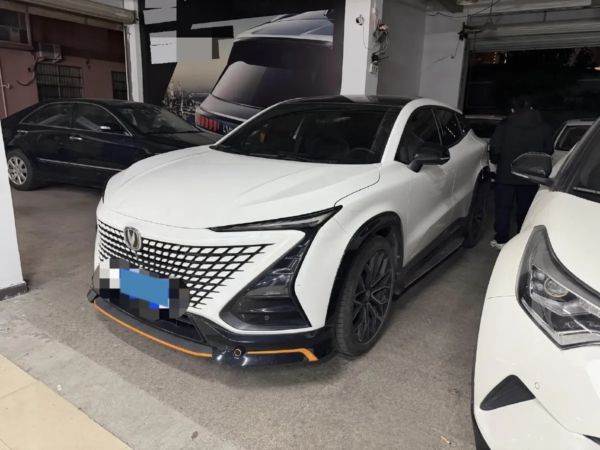 2022 ChangAn UNI-T 1.5T 188HP L4 7DCT,autocango,china used car exporter,china ev exporter,chinese used car exporter,chinese used ev exporter