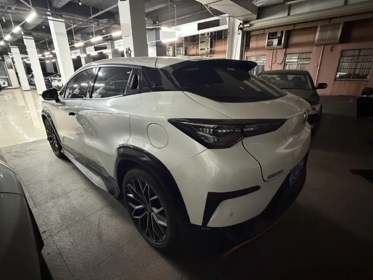 2022 ChangAn UNI-T 1.5T 188HP L4 7DCT,autocango,china used car exporter,china ev exporter,chinese used car exporter,chinese used ev exporter