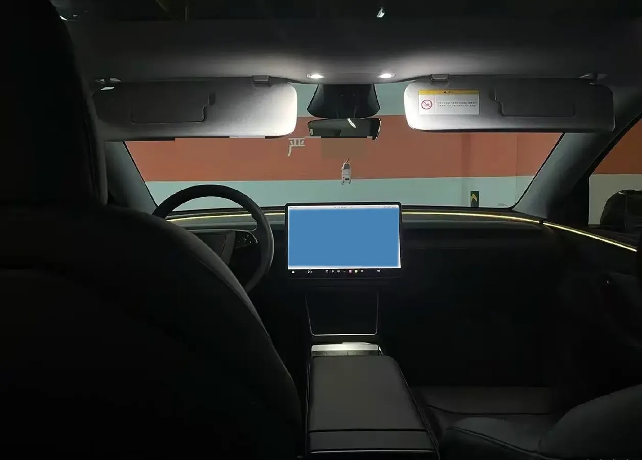 2025 Tesla Model Y BEV 62.5KWH,autocango,china used car exporter,china ev exporter,chinese used car exporter,chinese used ev exporter