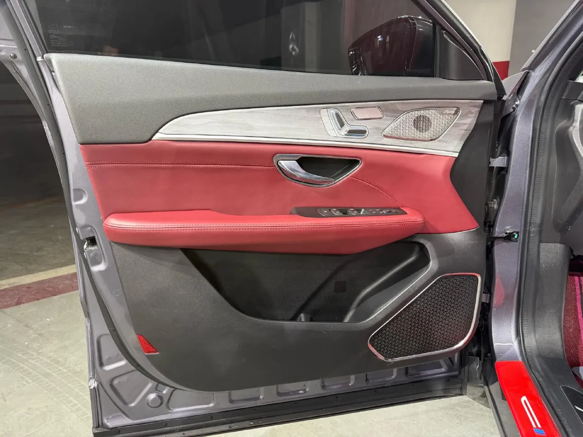 2023 ChangAn Oshan X7 Plus 1.5T 188HP L4 7DCT,autocango,china used car exporter,china ev exporter,chinese used car exporter,chinese used ev exporter