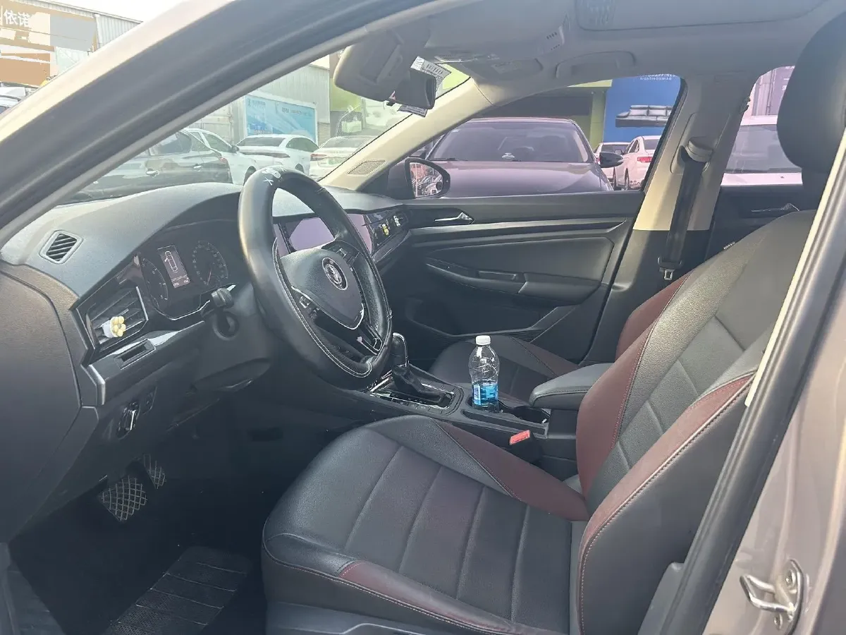 2019 Ford Focus 1.5T 184HP L3 8AT,autocango,china used car exporter,china ev exporter,chinese used car exporter,chinese used ev exporter