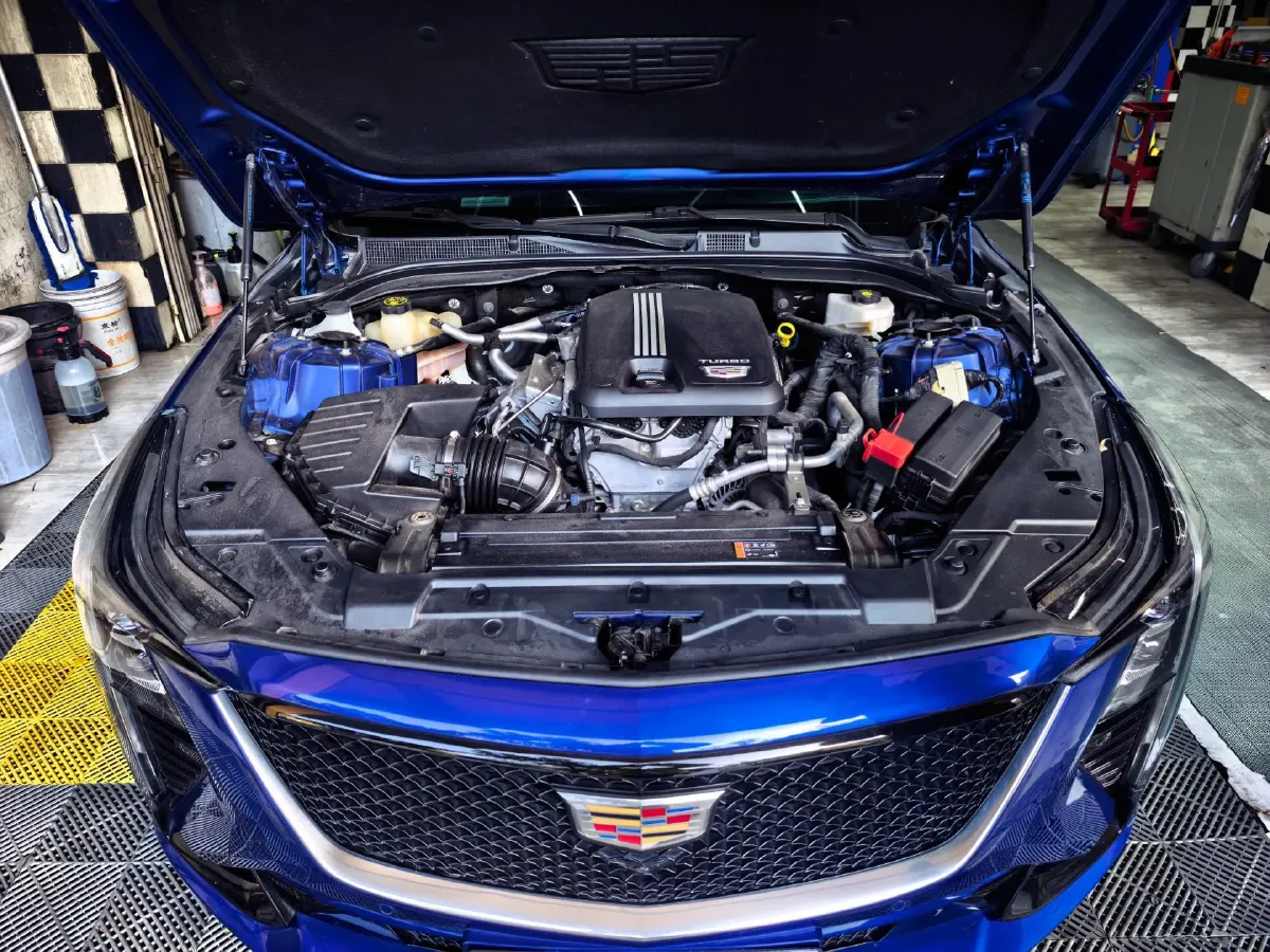 2024 Cadillac CT5 2.0T 237HP L4 10AT,autocango,china used car exporter,china ev exporter,chinese used car exporter,chinese used ev exporter