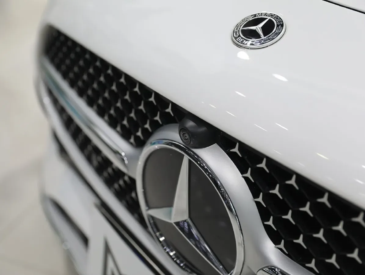 2024 Mercedes-Benz C Class 1.5T 204HP L4 9AT,autocango,china used car exporter,china ev exporter,chinese used car exporter,chinese used ev exporter