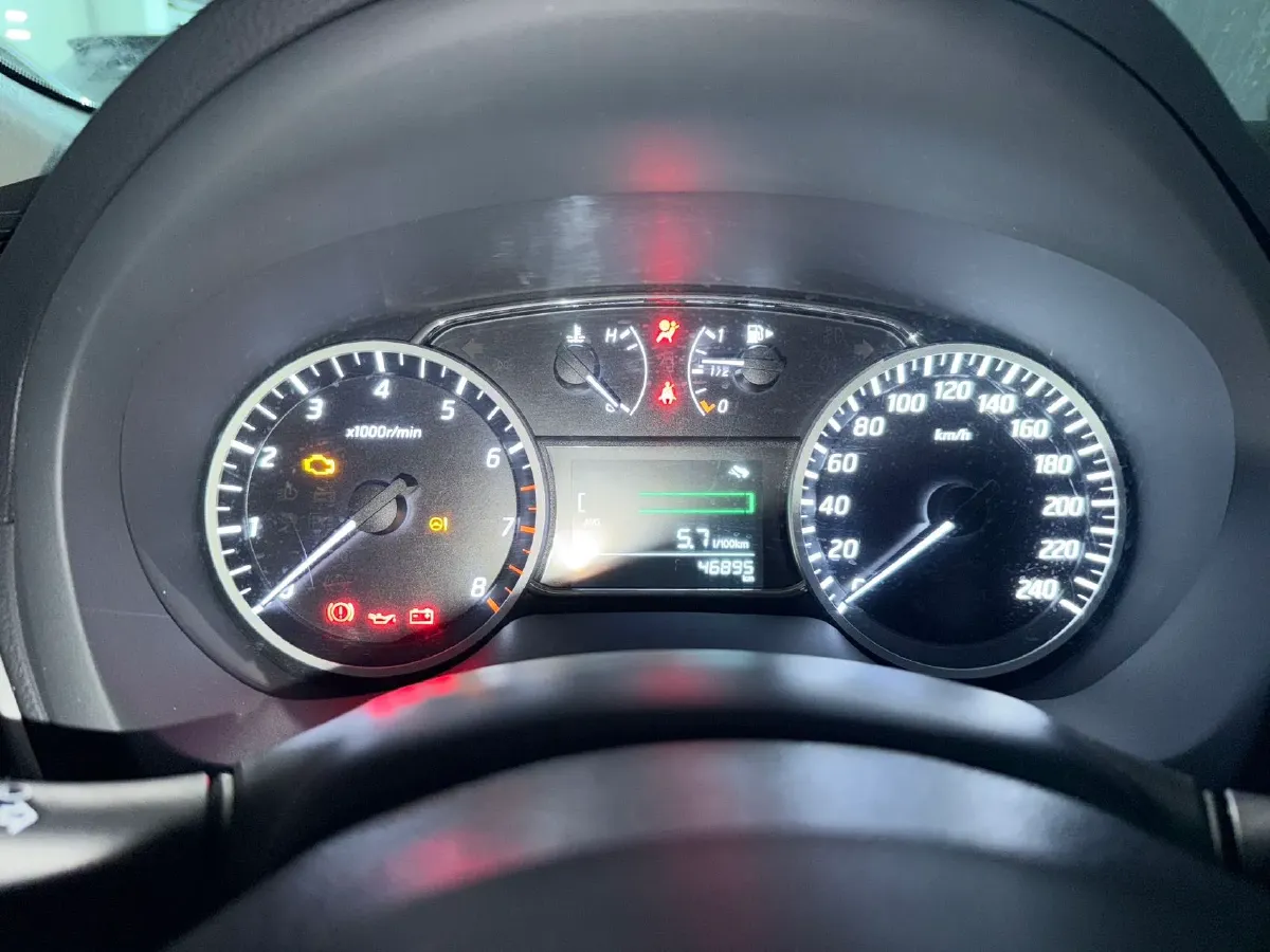 2019 Nissan Sylphy 1.6L 126HP L4 5MT,autocango,china used car exporter,china ev exporter,chinese used car exporter,chinese used ev exporter