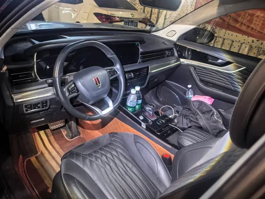 2022 HongQi HS5 2.0T 224HP L4 6AT,autocango,china used car exporter,china ev exporter,chinese used car exporter,chinese used ev exporter