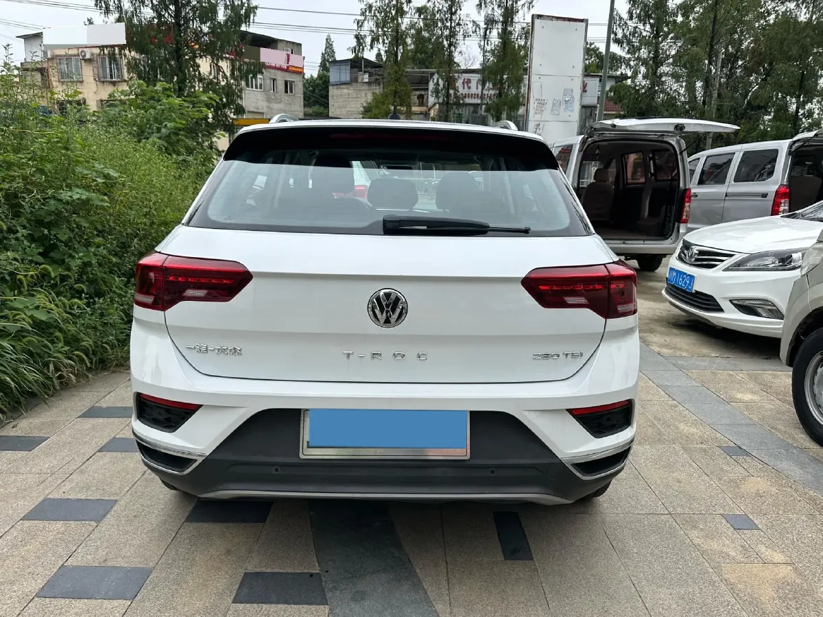 2022 Volkswagen T-Roc 1.4T 150HP L4 7DCT,autocango,china used car exporter,china ev exporter,chinese used car exporter,chinese used ev exporter