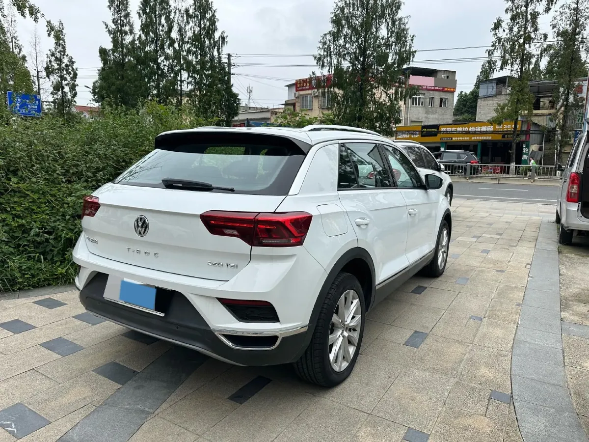 2022 Volkswagen T-Roc 1.4T 150HP L4 7DCT,autocango,china used car exporter,china ev exporter,chinese used car exporter,chinese used ev exporter
