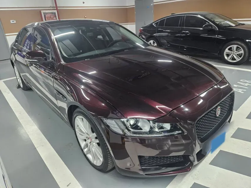 2020 Jaguar XFL 2.0T 200HP L4 8AT,autocango,china used car exporter,china ev exporter,chinese used car exporter,chinese used ev exporter