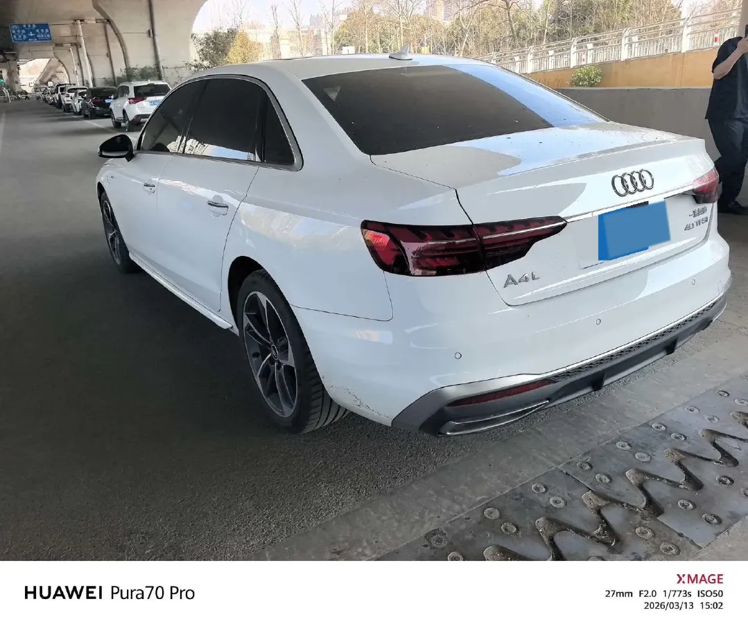 2023 Audi A4L 2.0T 190HP L4 7DCT,autocango,china used car exporter,china ev exporter,chinese used car exporter,chinese used ev exporter