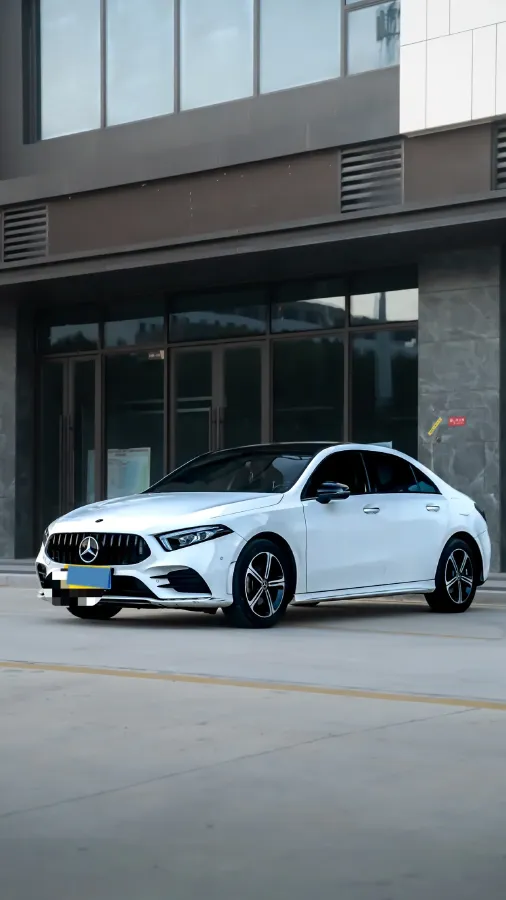 2023 Mercedes-Benz A Class 1.3T 163HP L4 7DCT,autocango,china used car exporter,china ev exporter,chinese used car exporter,chinese used ev exporter