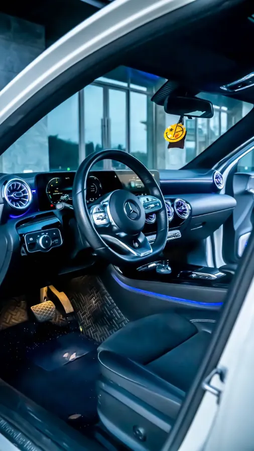 2023 Mercedes-Benz A Class 1.3T 163HP L4 7DCT,autocango,china used car exporter,china ev exporter,chinese used car exporter,chinese used ev exporter