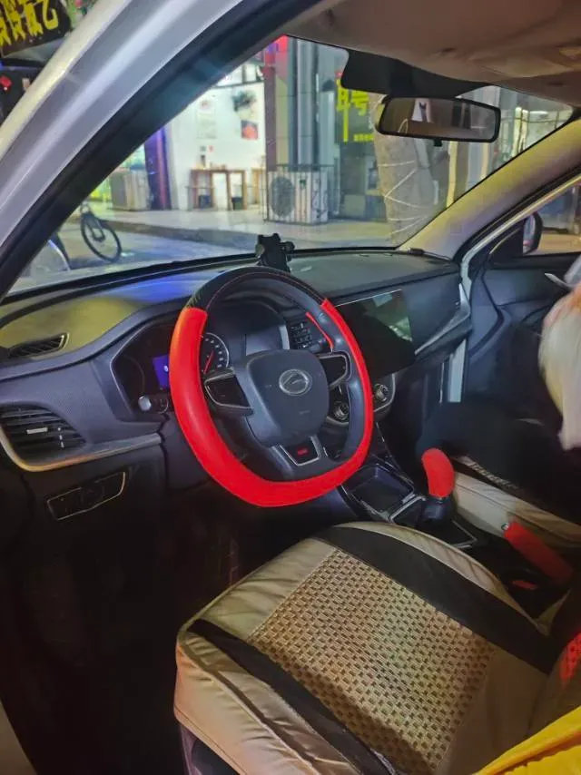 2017 Landwind X2 1.6L 125HP L4 5MT,autocango,china used car exporter,china ev exporter,chinese used car exporter,chinese used ev exporter