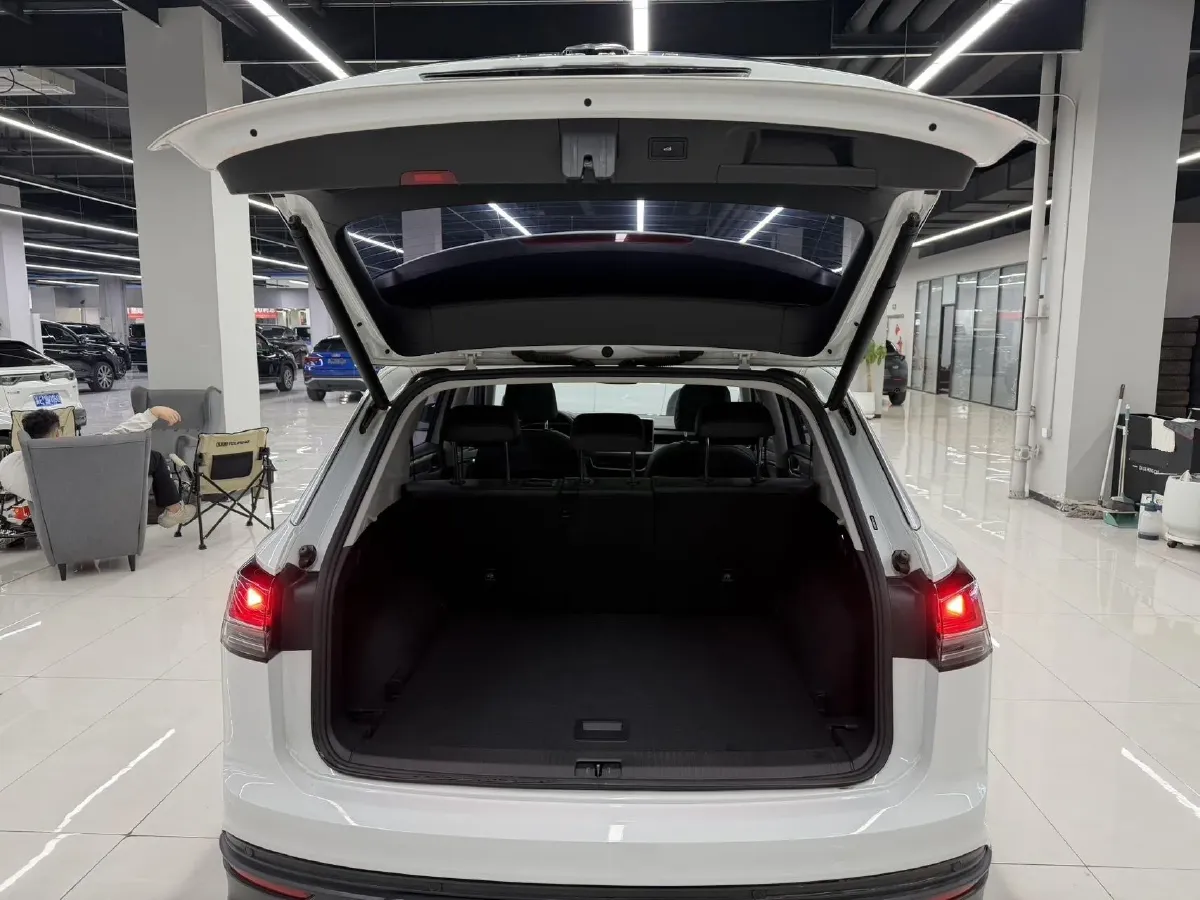 2023 Volkswagen Tayron 1.4T 150HP L4 7DCT,autocango,china used car exporter,china ev exporter,chinese used car exporter,chinese used ev exporter