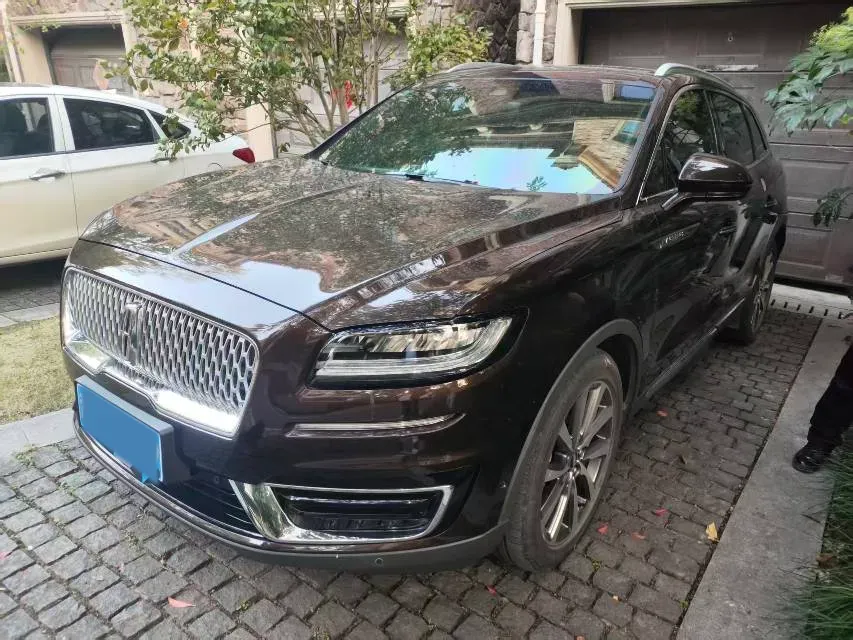 2019 Lincoln Nautilus 2.0T 235HP L4 8AT,autocango,china used car exporter,china ev exporter,chinese used car exporter,chinese used ev exporter