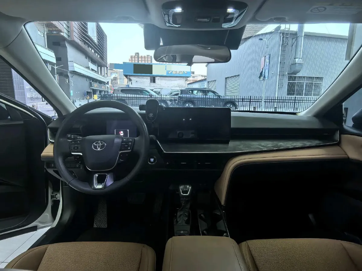 2024 Toyota Camry 2.0L 173HP L4 CVT,autocango,china used car exporter,china ev exporter,chinese used car exporter,chinese used ev exporter