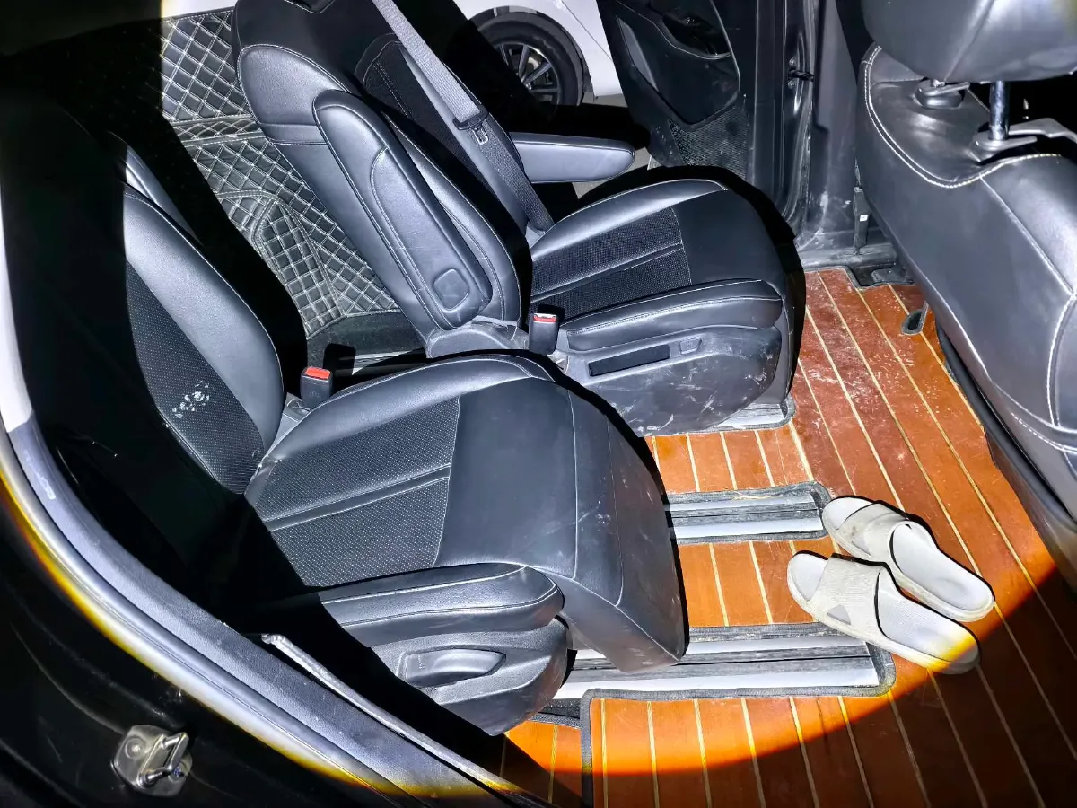 2020 WuLing KaiJie 1.5T 147HP L4 CVT,autocango,china used car exporter,china ev exporter,chinese used car exporter,chinese used ev exporter