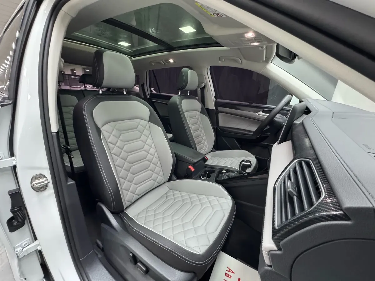 2023 Volkswagen Tayron 1.4T 150HP L4 7DCT,autocango,china used car exporter,china ev exporter,chinese used car exporter,chinese used ev exporter