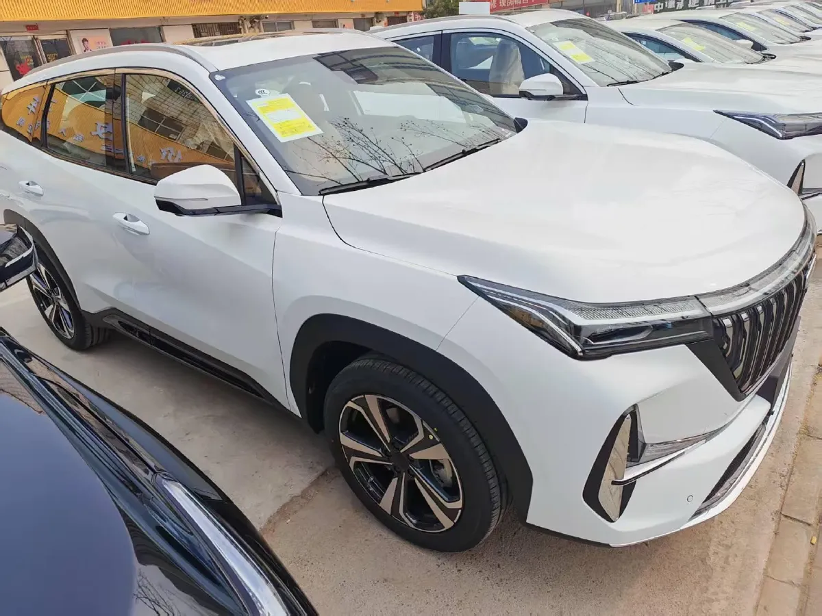 2025 Geely StarRay 1.5T 181HP L4 7DCT,autocango,china used car exporter,china ev exporter,chinese used car exporter,chinese used ev exporter