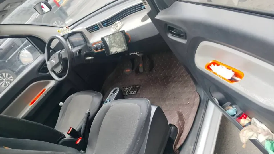 2020 WuLing HongGuang MINI EV BEV 13.8KWH,autocango,china used car exporter,china ev exporter,chinese used car exporter,chinese used ev exporter