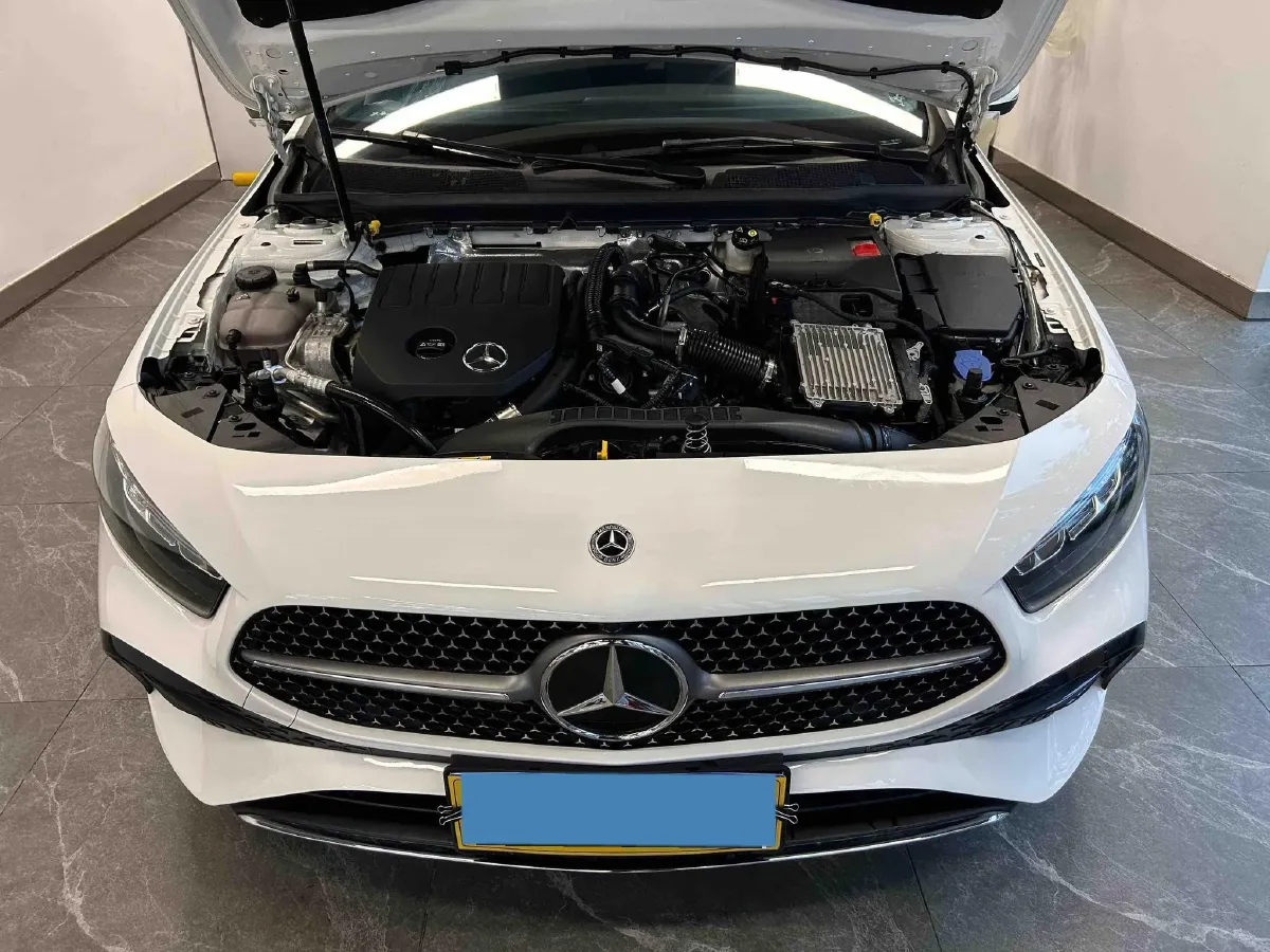 2023 Mercedes-Benz A Class 1.3T 163HP L4 7DCT,autocango,china used car exporter,china ev exporter,chinese used car exporter,chinese used ev exporter