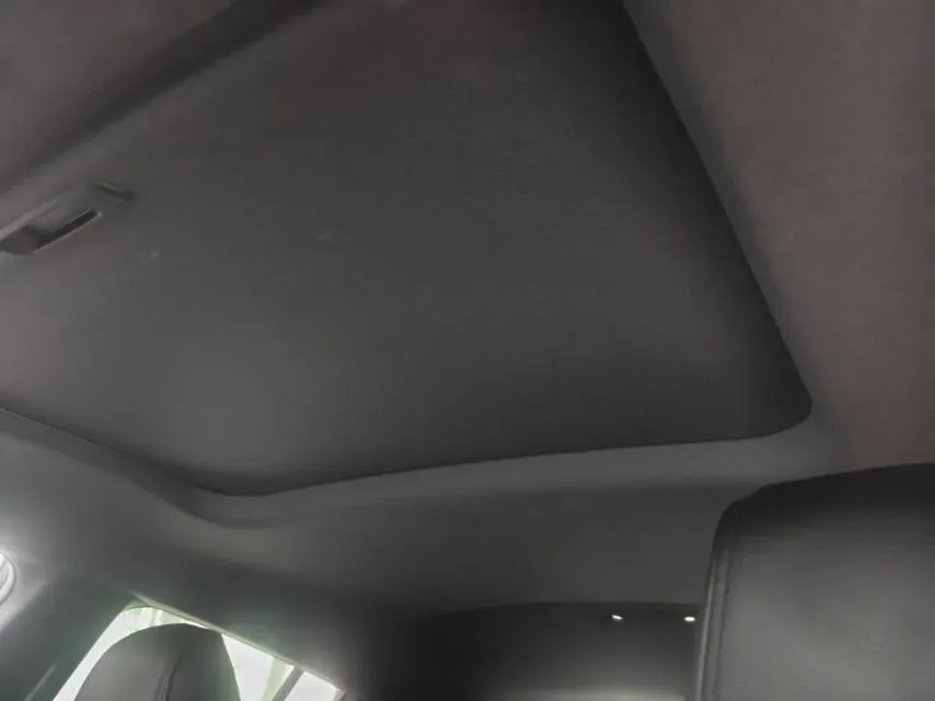 2018 Toyota C-HR 2.0L 171HP L4 CVT,autocango,china used car exporter,china ev exporter,chinese used car exporter,chinese used ev exporter