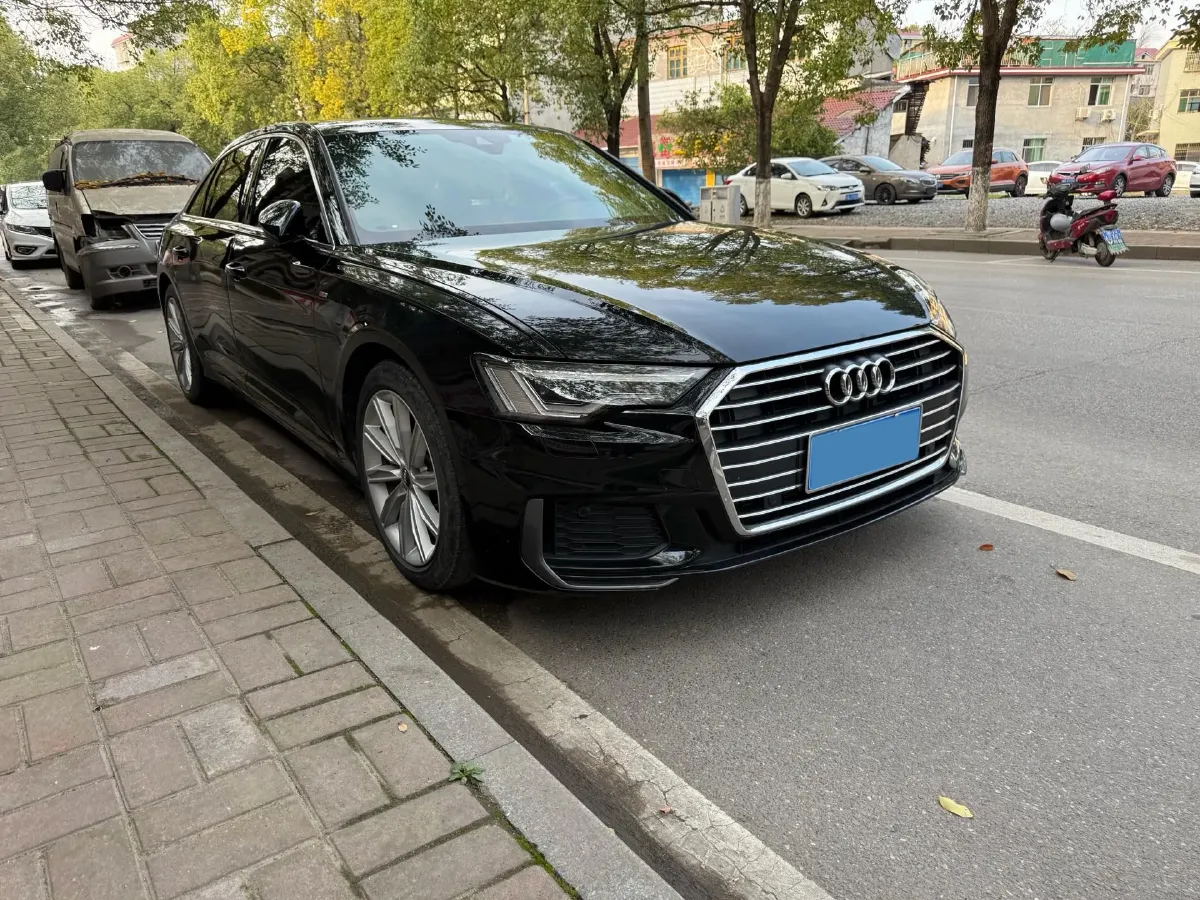 2021 Audi A6L 2.0T 224HP L4 7DCT,autocango,china used car exporter,china ev exporter,chinese used car exporter,chinese used ev exporter